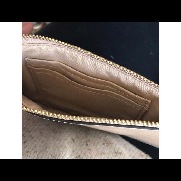 Coach Beechwood Patent Leather Wristlet ๐ - Picture 8 of 8